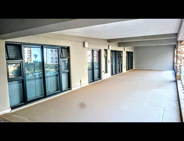 3 BEDROOM APARTMENT FOR SALE IN UMHLANGA RIDGE